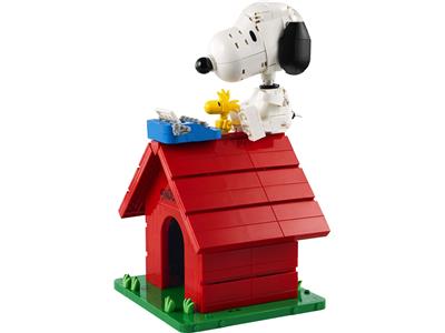 Image of the LEGO Peanuts: Snoopy's Doghouse