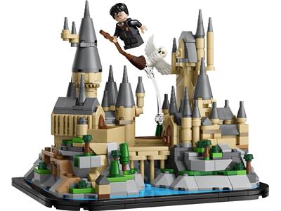 Image of the LEGO Mini Hogwarts Castle