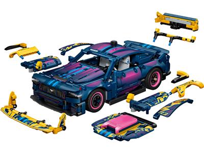 Image of the LEGO Custom Garage Ford GT Mustang